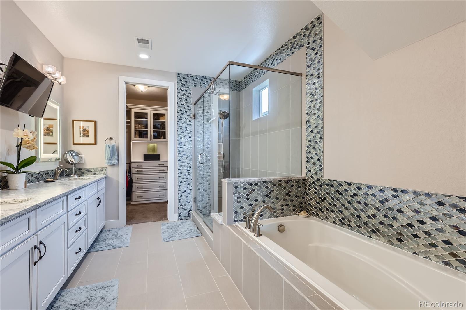 13769 Vallejo Loop