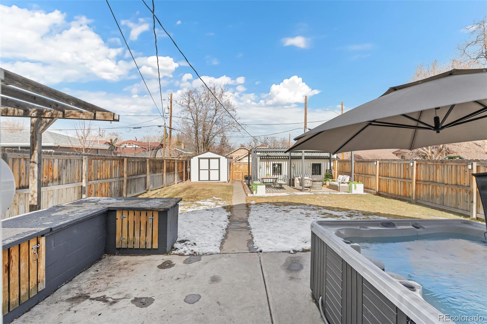 2725 W 39th Avenue