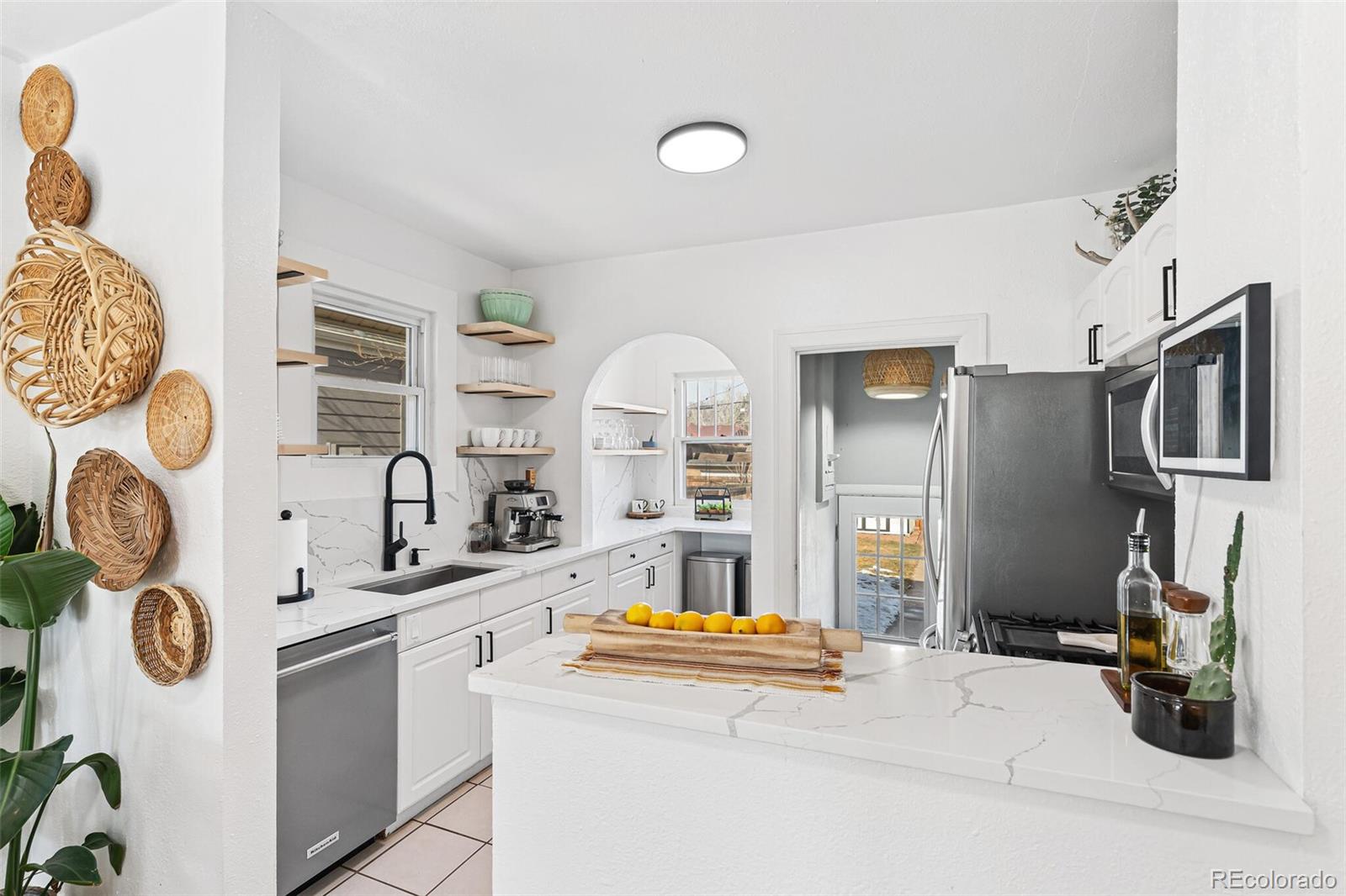 2725 W 39th Avenue