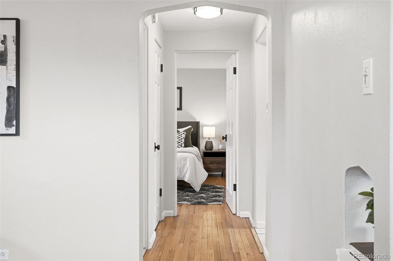 1600 Winona Court Unit: 6