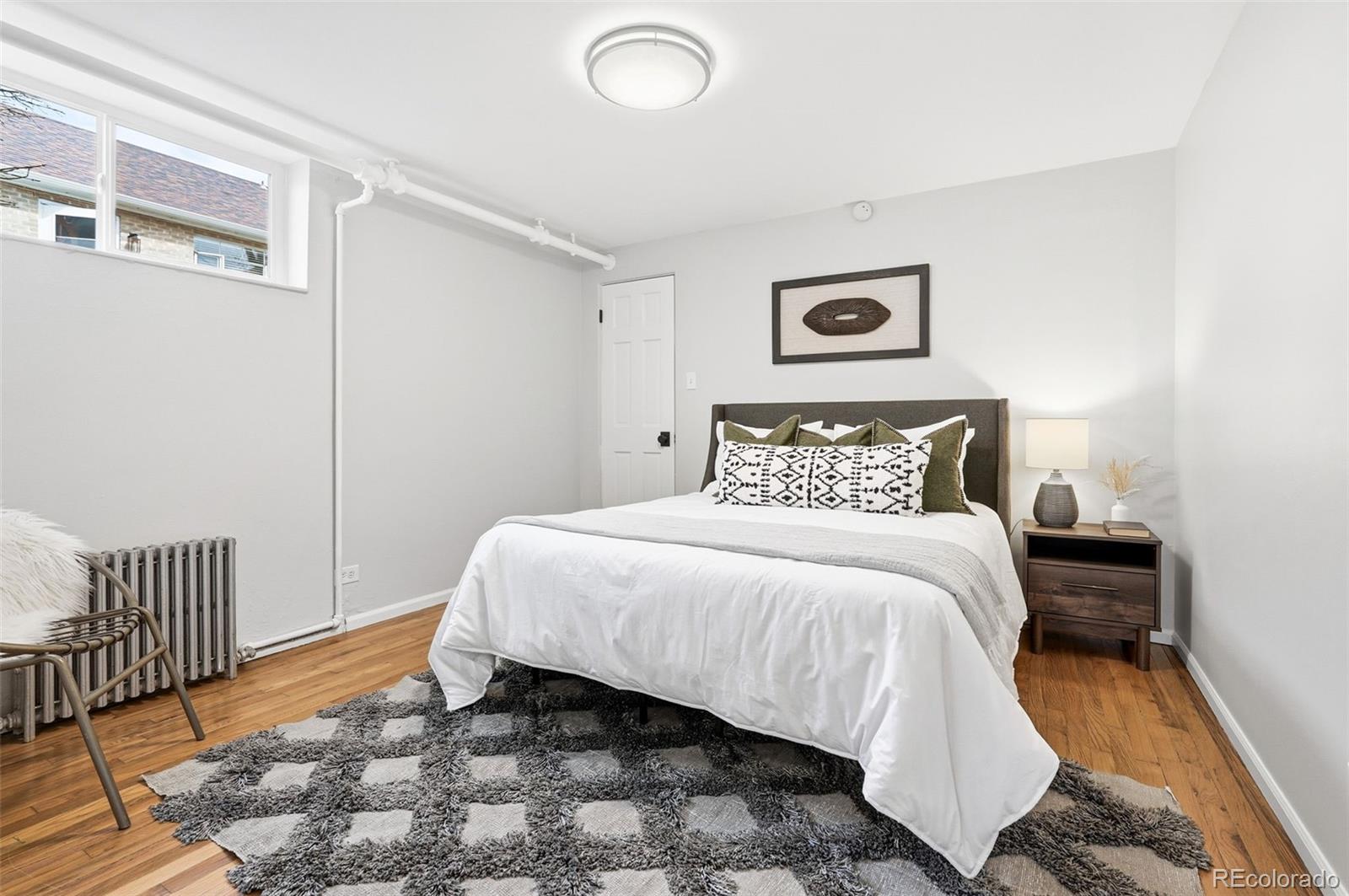 1600 Winona Court Unit: 6