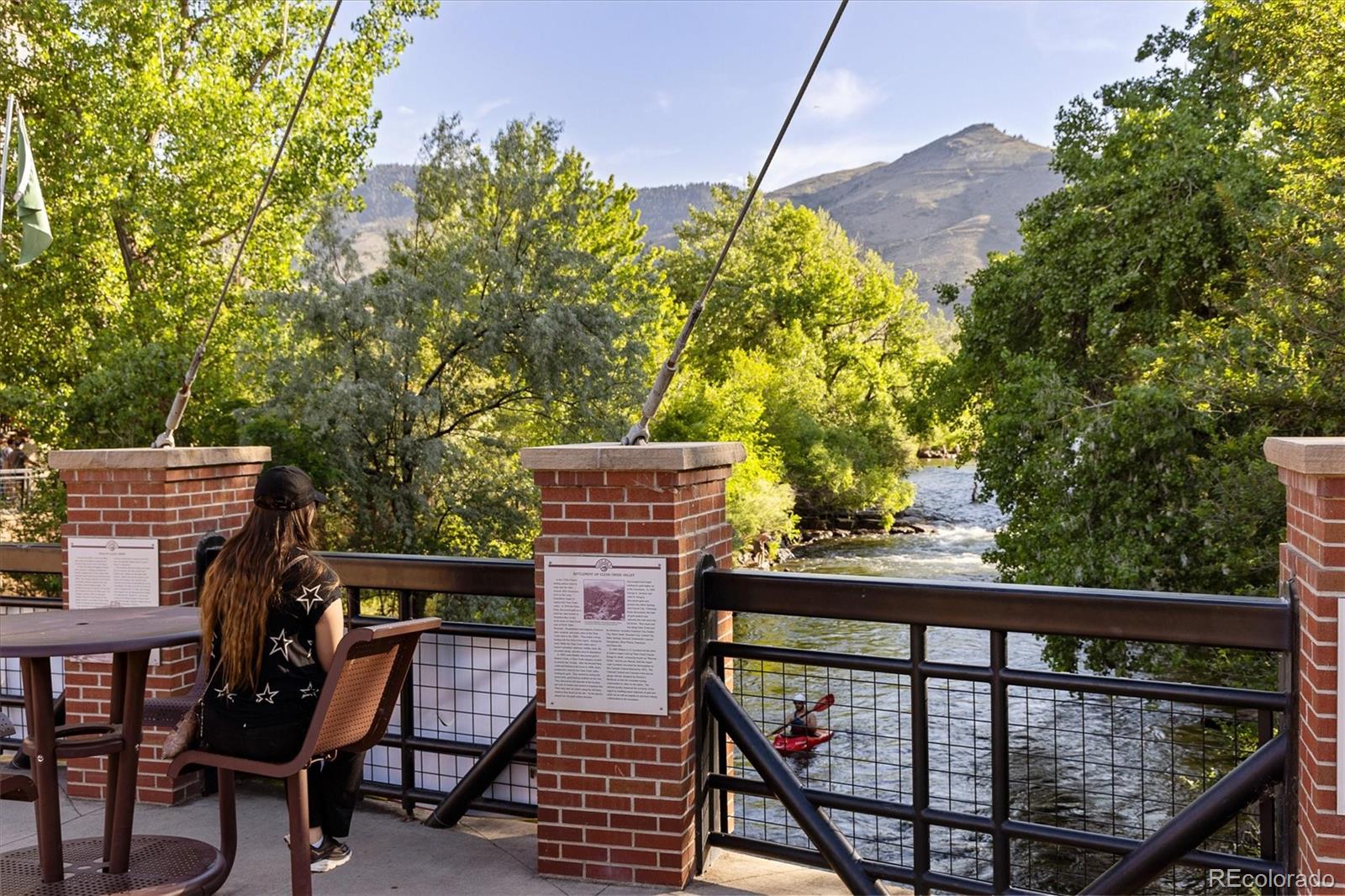 5686 Zircon Way