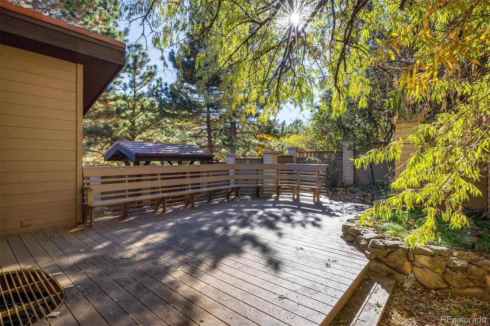 6643 Roxborough Drive