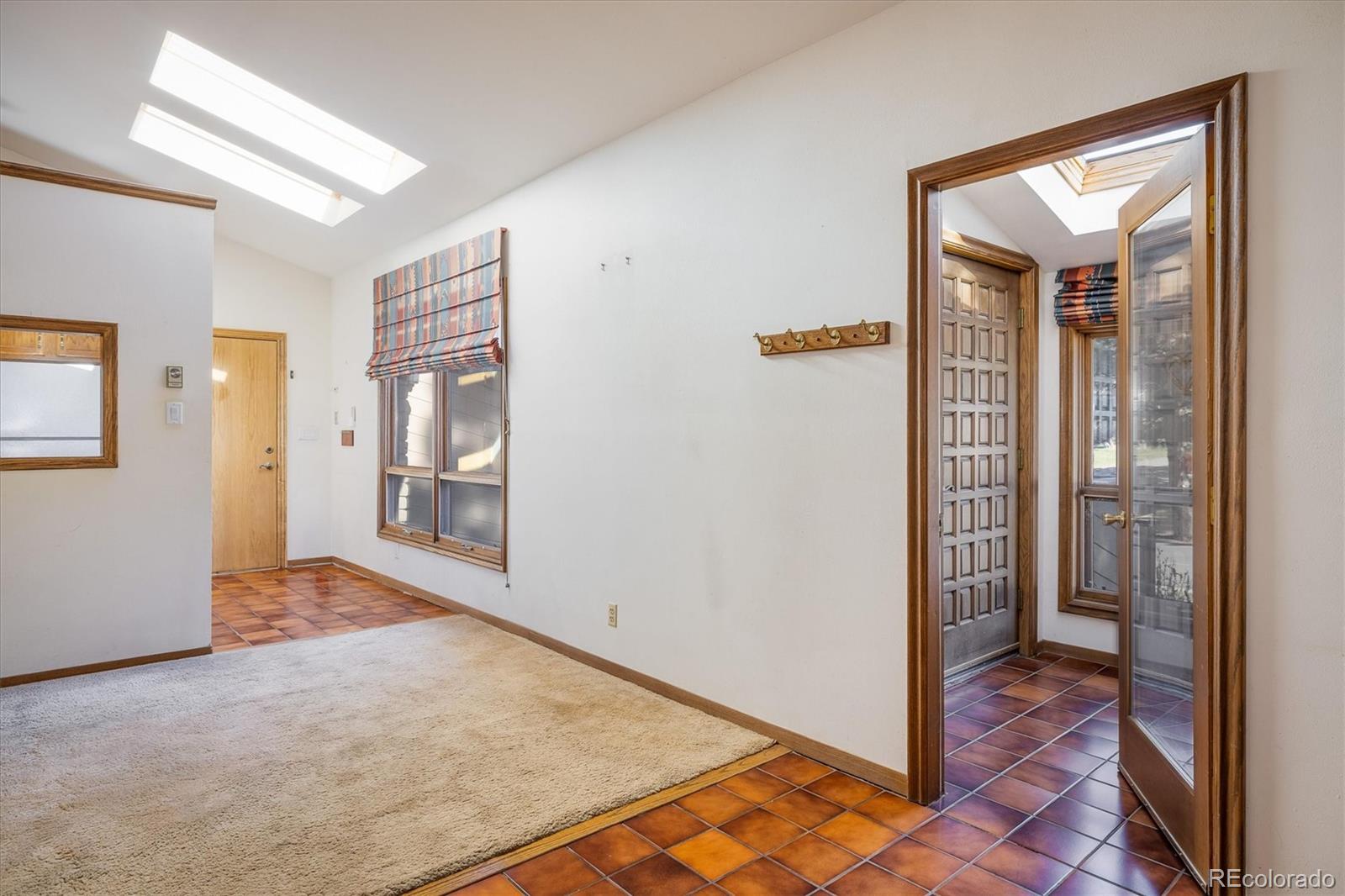 6643 Roxborough Drive