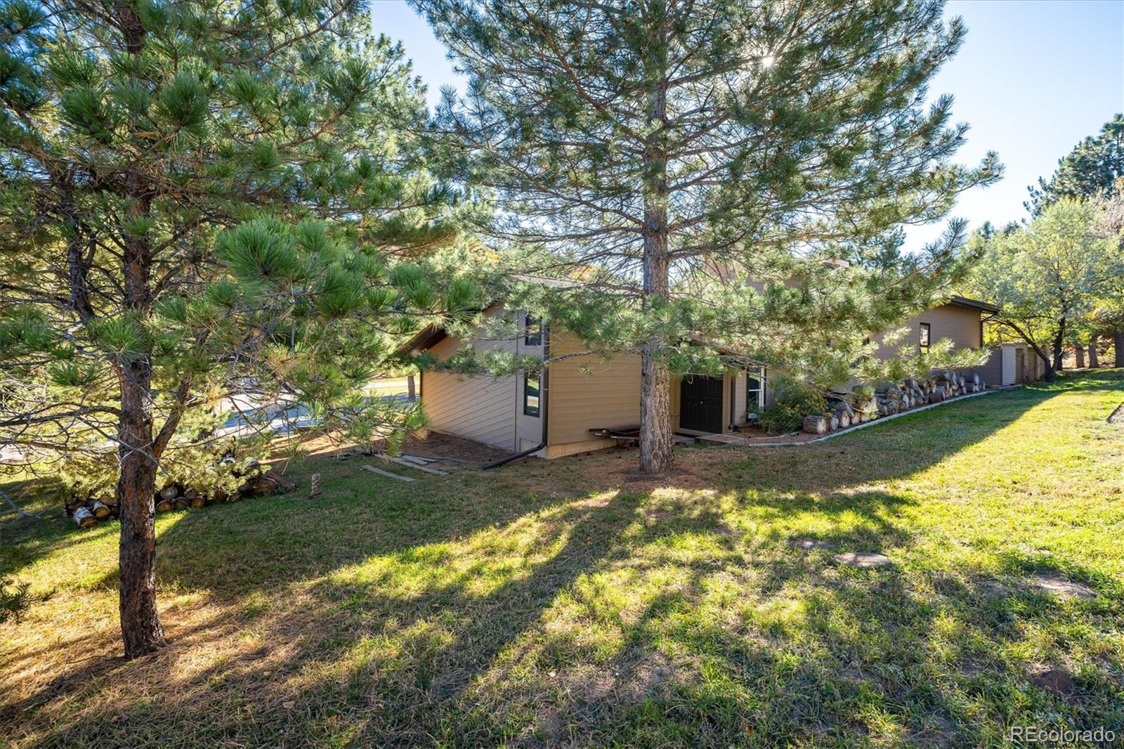 6643 Roxborough Drive