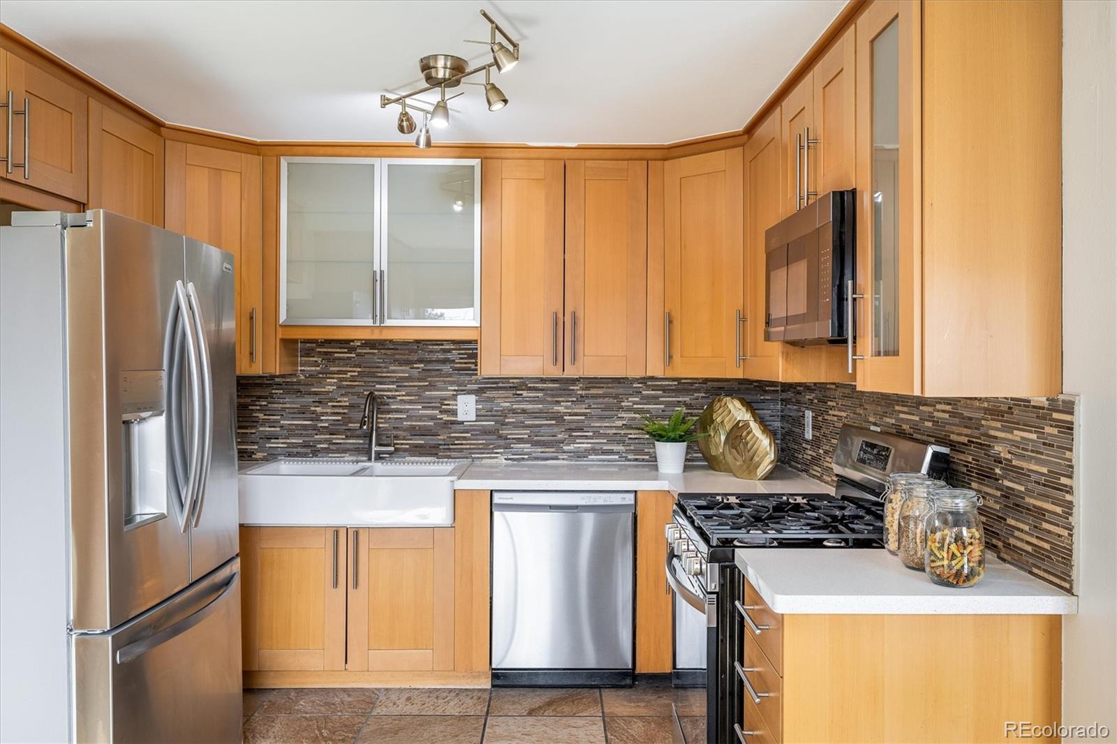 4470 W Lakeridge Road