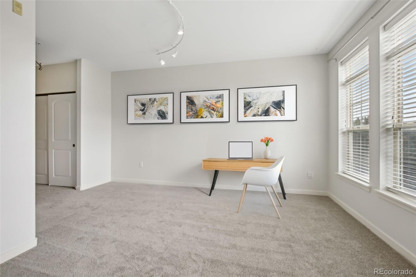 13456 Via Varra Unit: 211