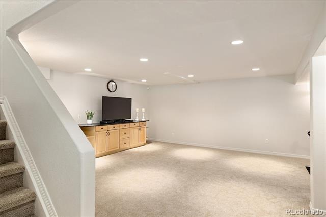 3066 W 109th Place