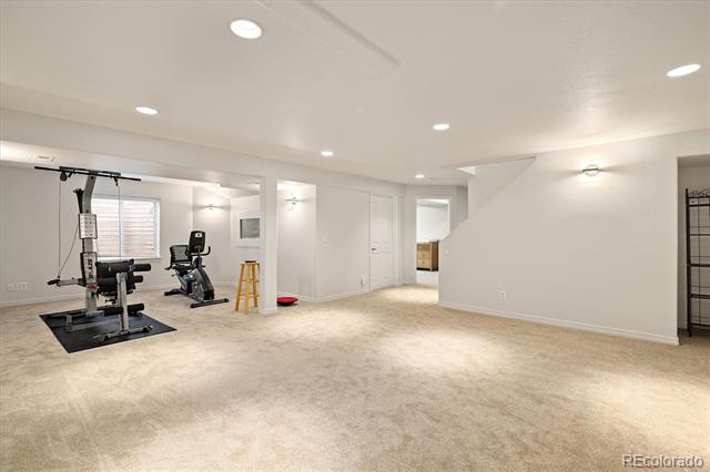 3066 W 109th Place