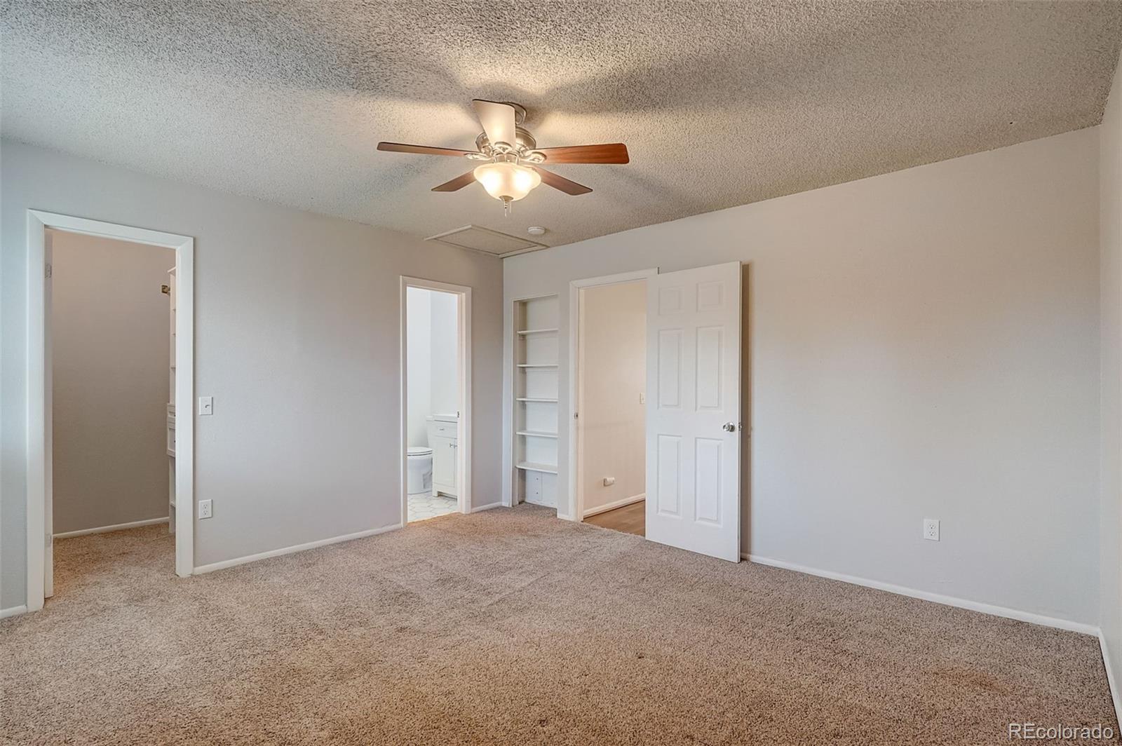 8756 Carr Loop
