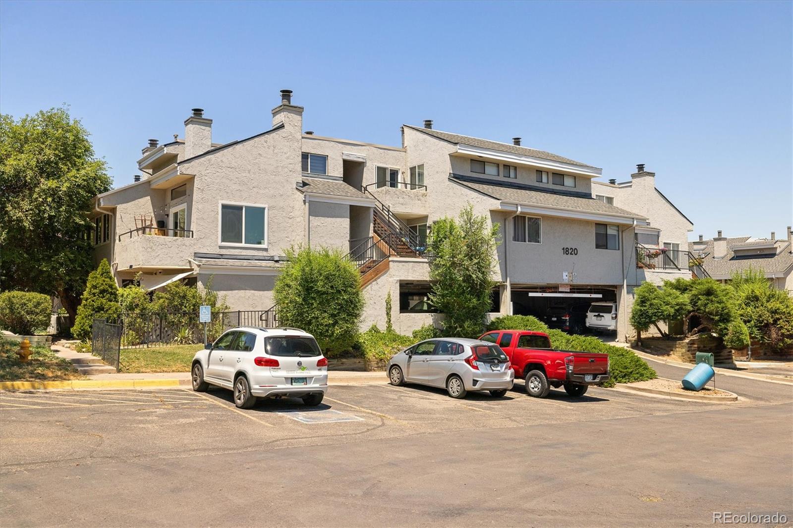 1820 Newland Court Unit: 204