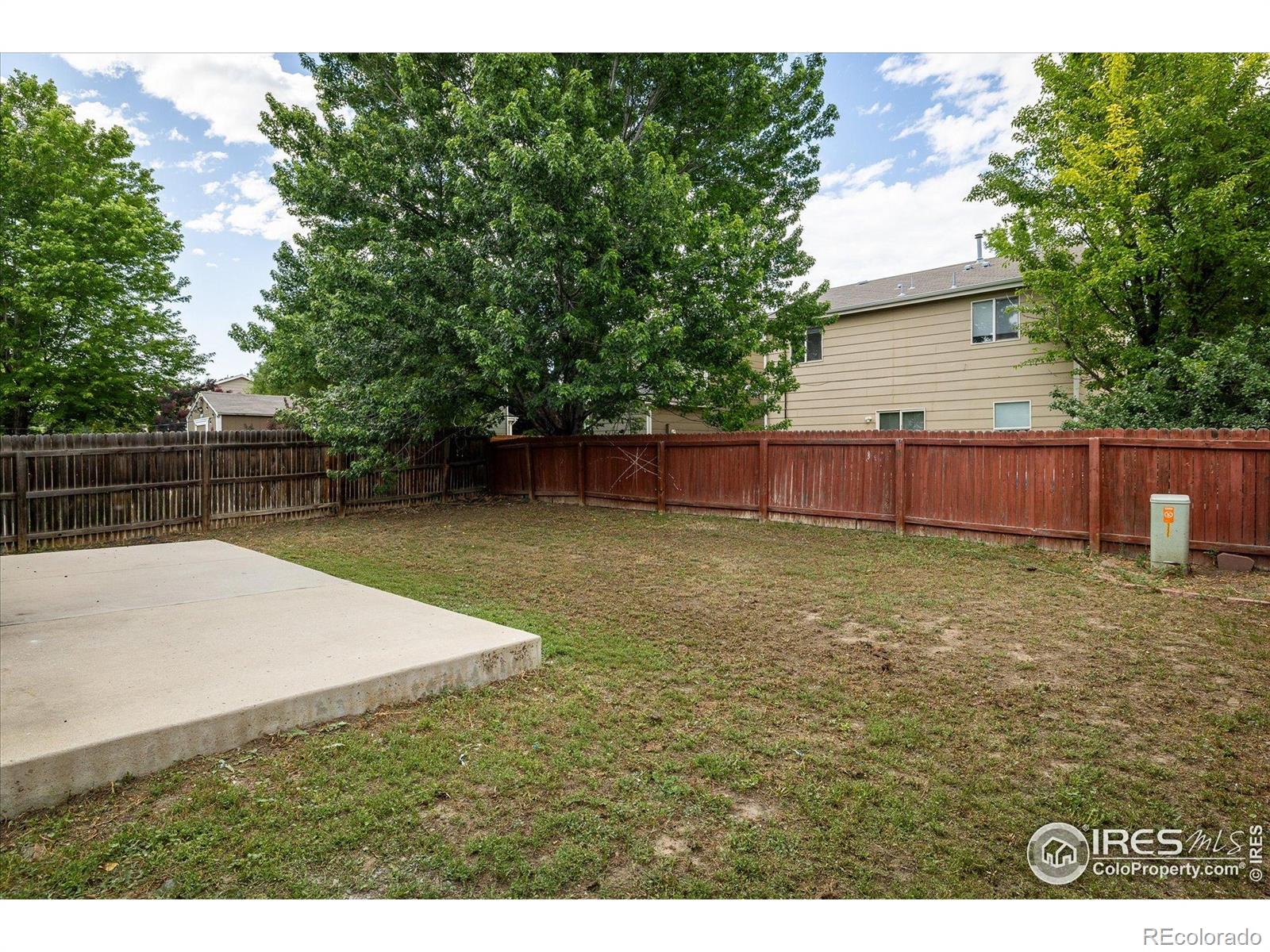 5225 E 100th Drive