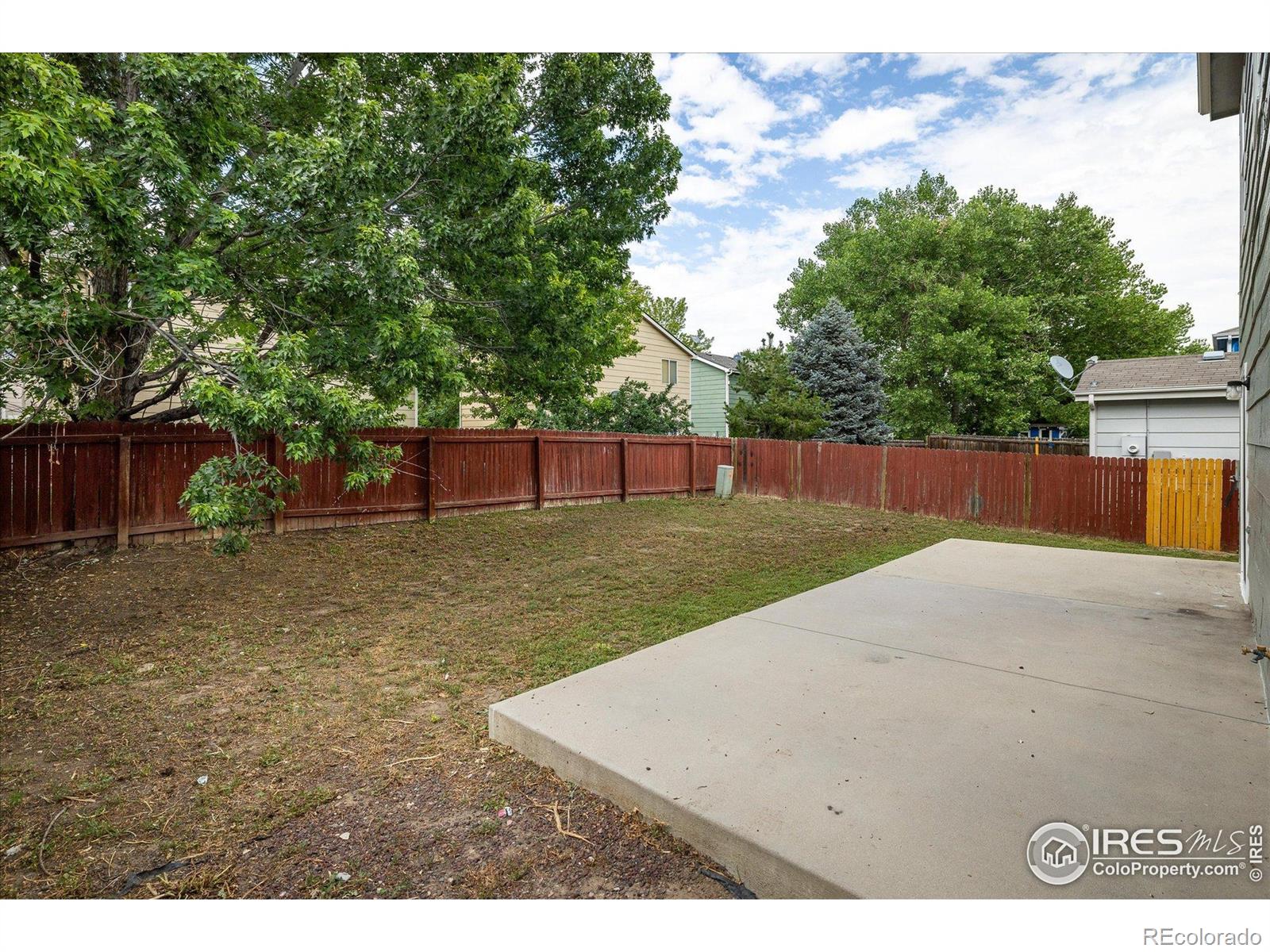 5225 E 100th Drive