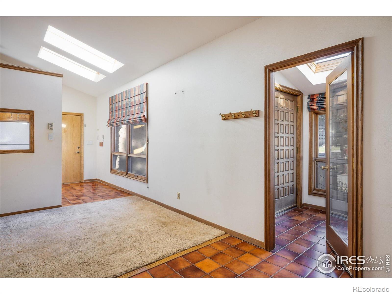 6643 Roxborough Drive