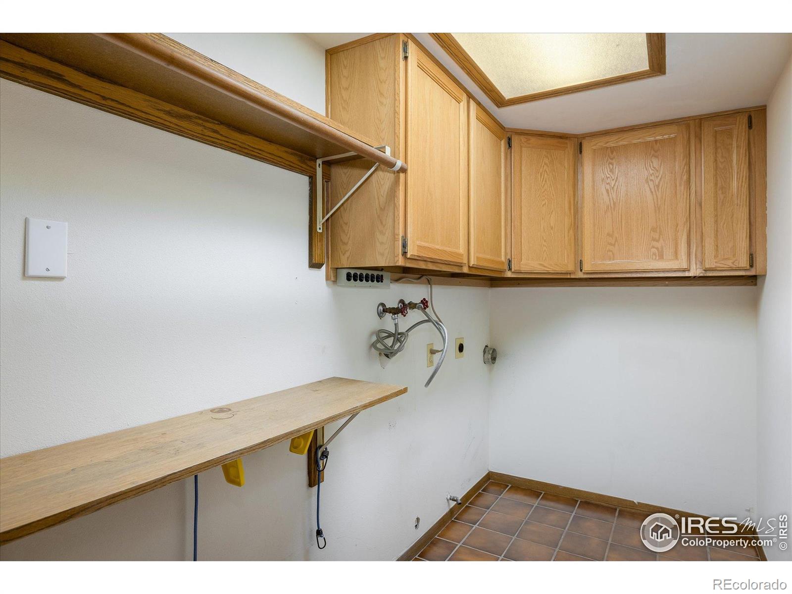 6643 Roxborough Drive