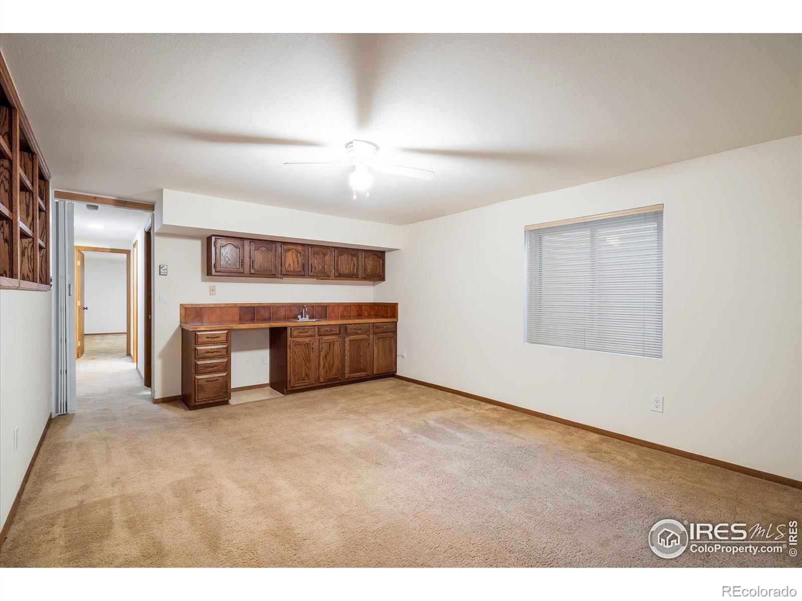 6643 Roxborough Drive