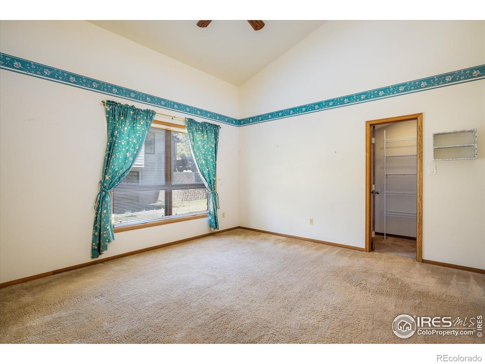 6643 Roxborough Drive