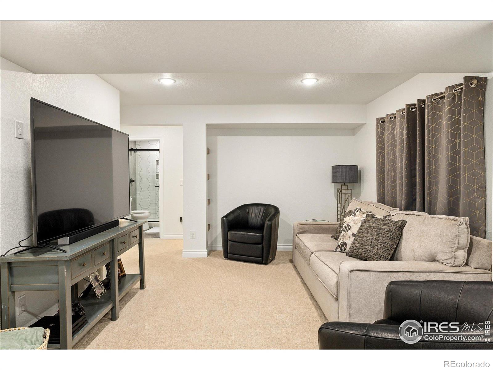 14457 W 88th Place Unit: #E