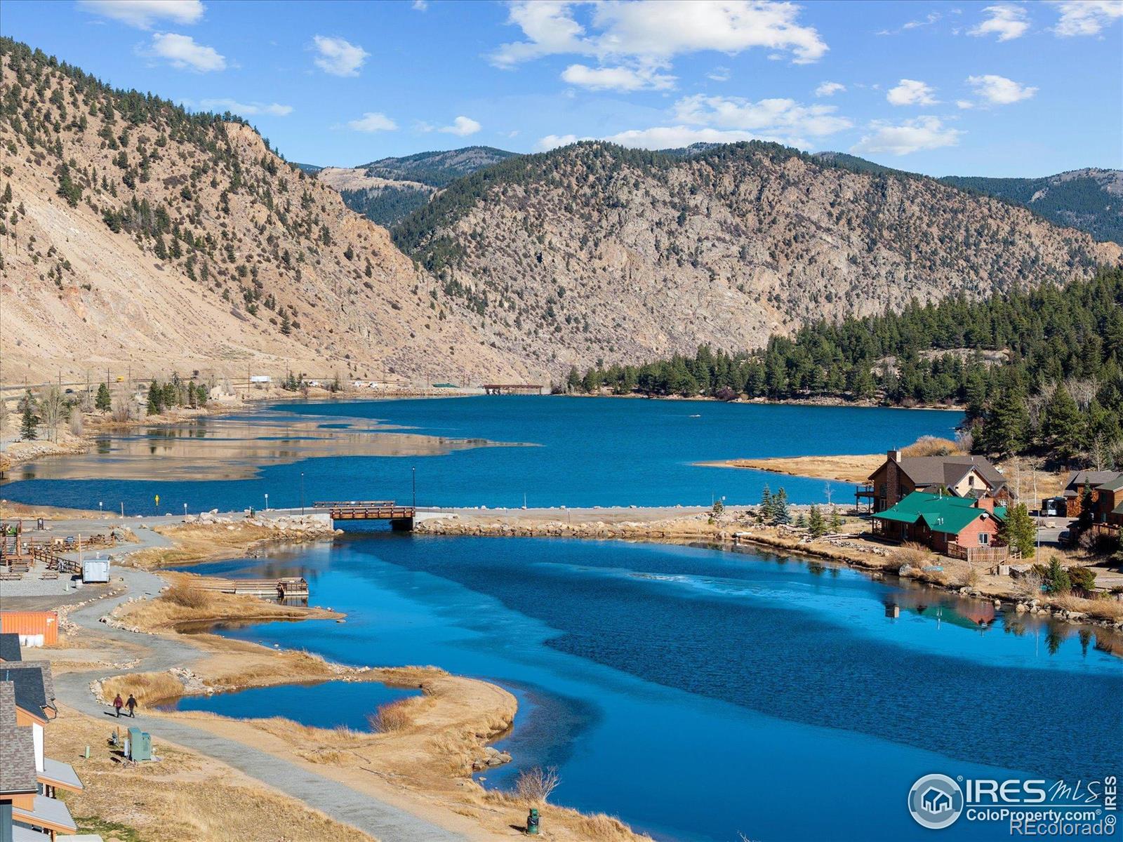 2121 Hummingbird Way Unit: 3-201