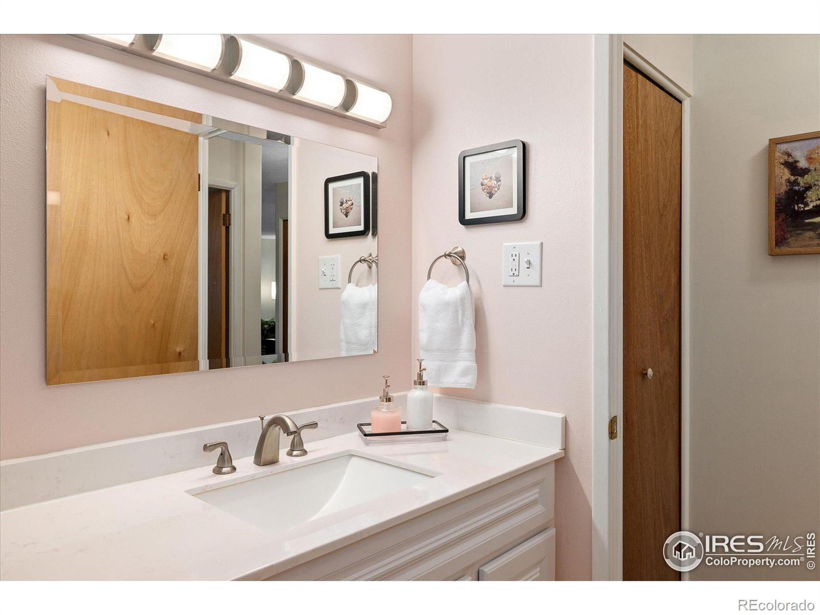 660 S Alton Way Unit: 6B