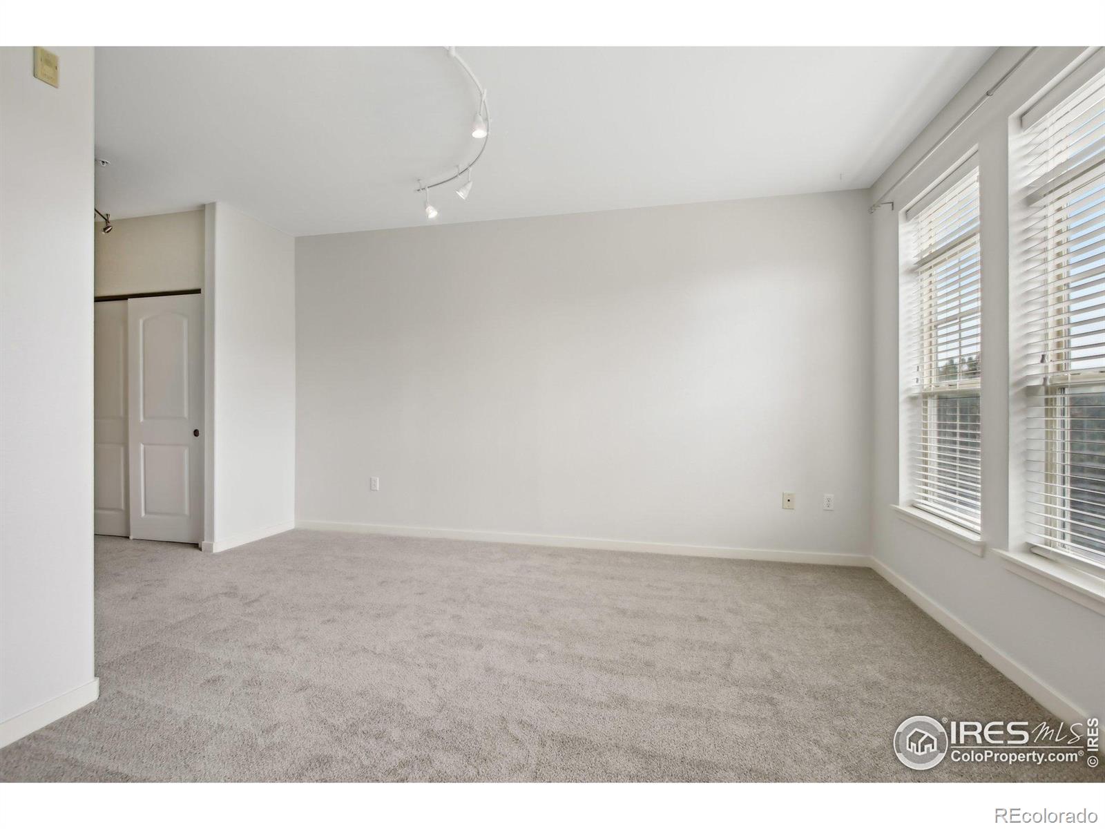 13456 Via Varra Unit: 211