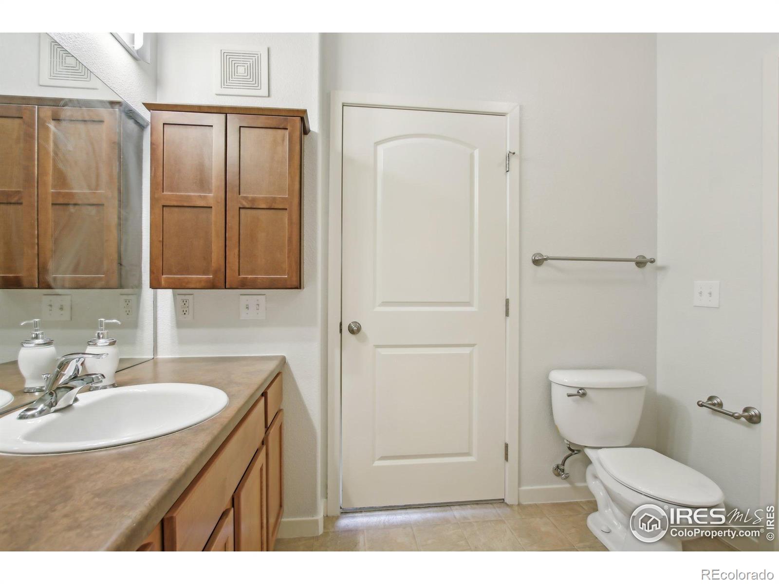 13456 Via Varra Unit: 211