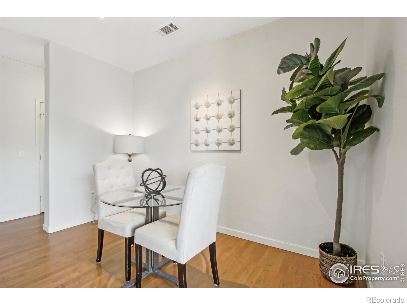 13456 Via Varra Unit: 211