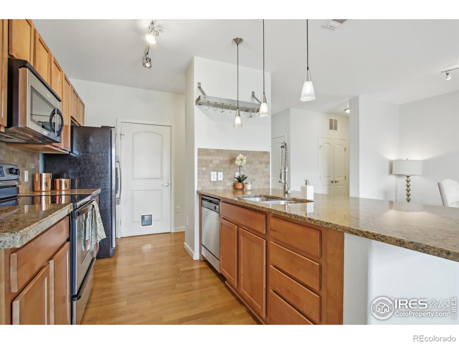 13456 Via Varra Unit: 211