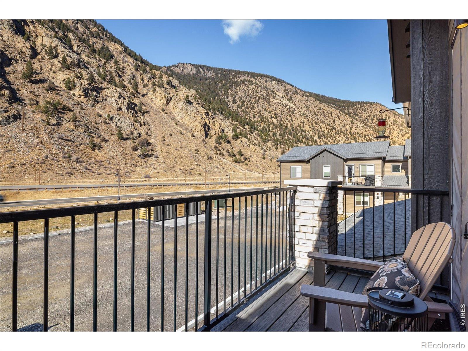 2121 Hummingbird Way Unit: 201