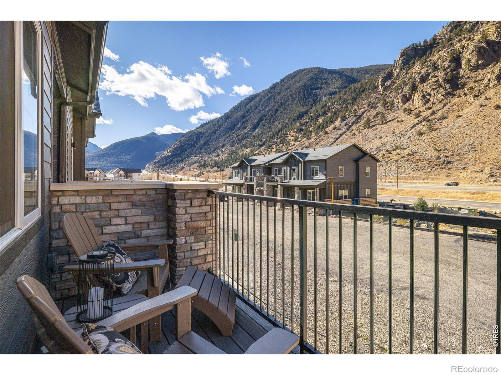 2121 Hummingbird Way Unit: 201