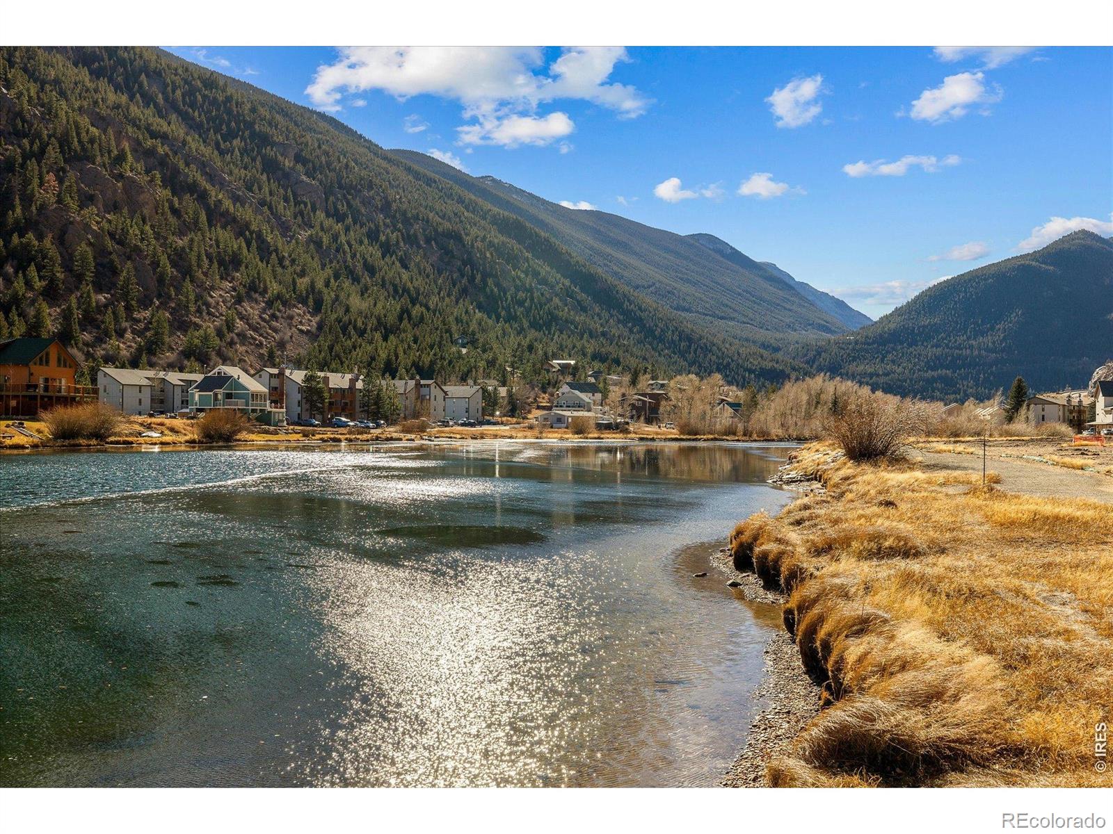 2121 Hummingbird Way Unit: 201