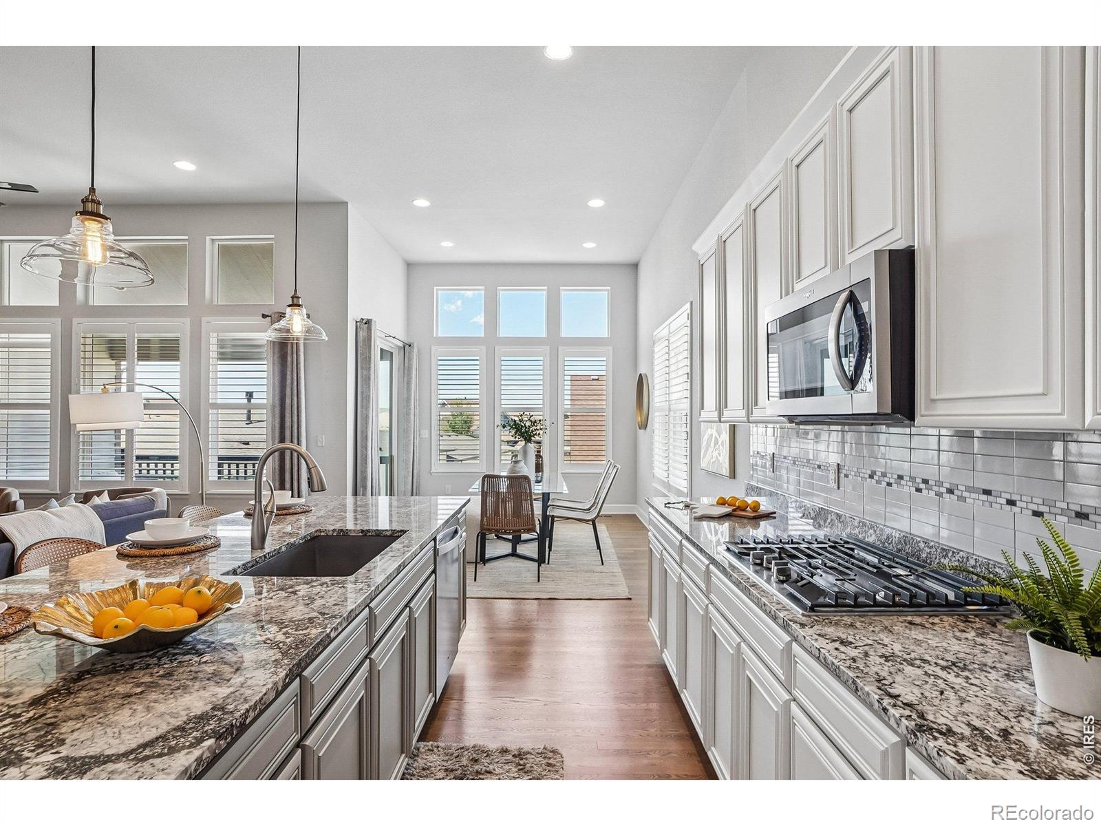 8607 Holman Circle