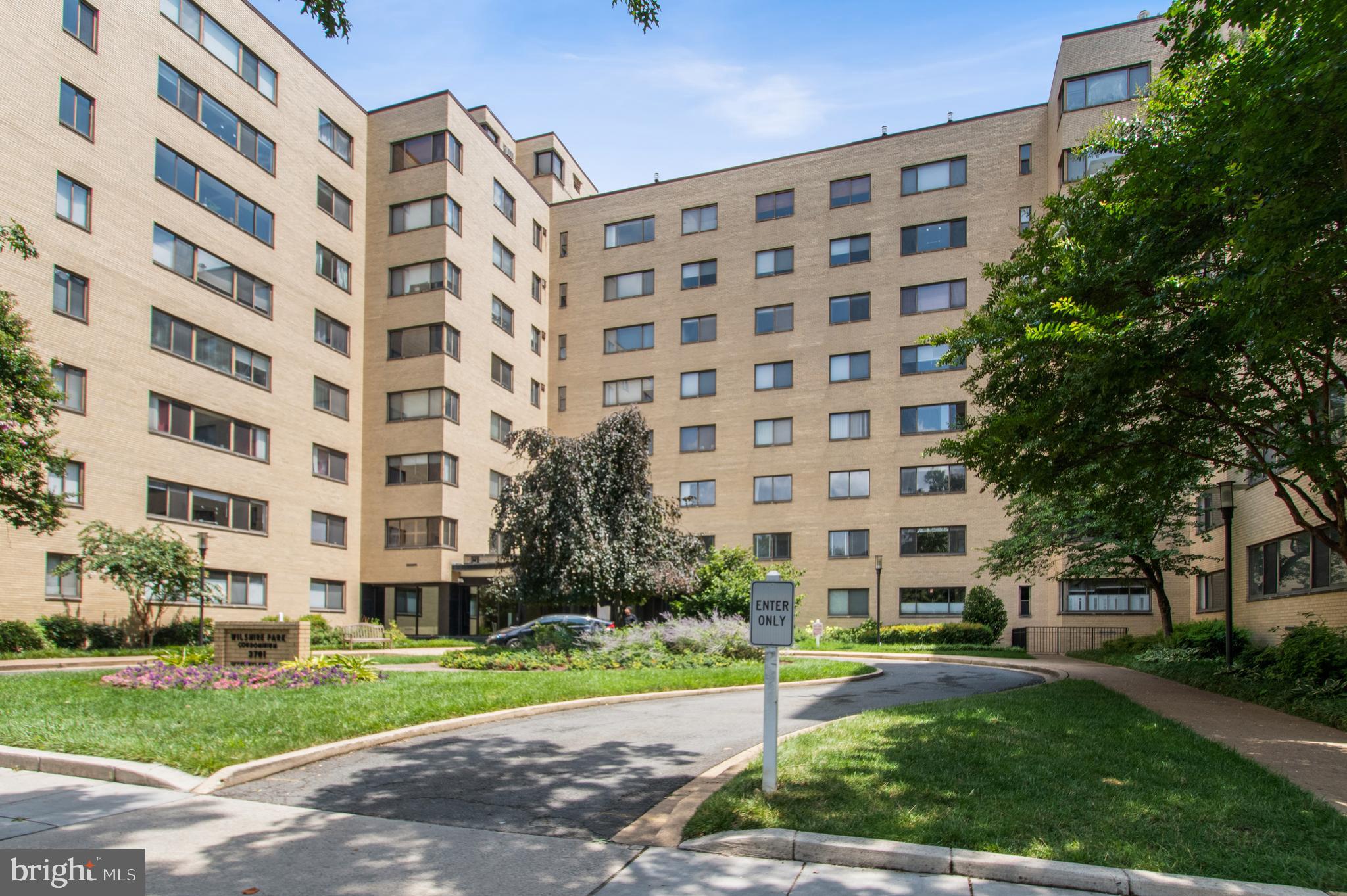 3701 CONNECTICUT AVENUE NW 206