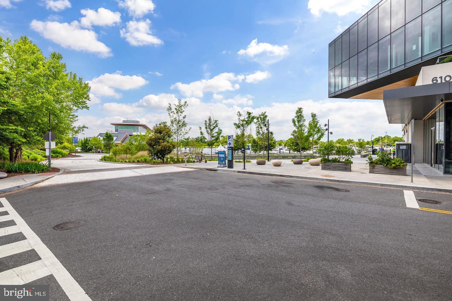 525 WATER STREET SW 212