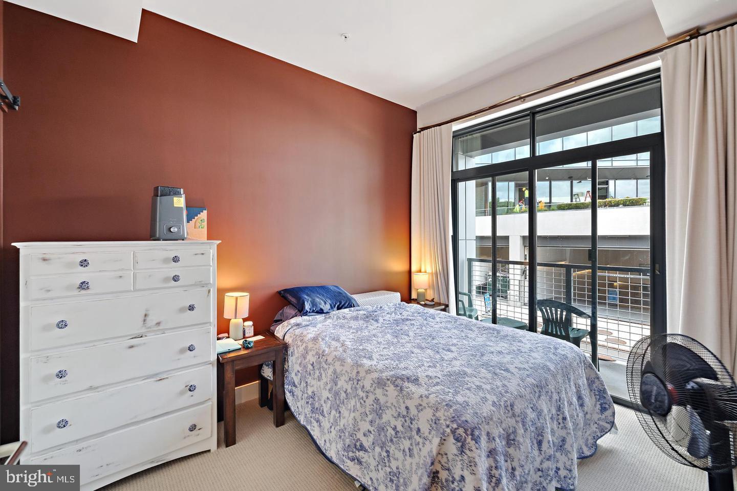 525 WATER STREET SW 212