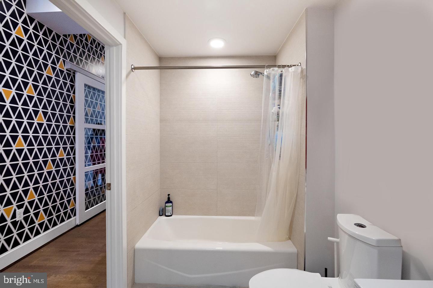 525 WATER STREET SW 212