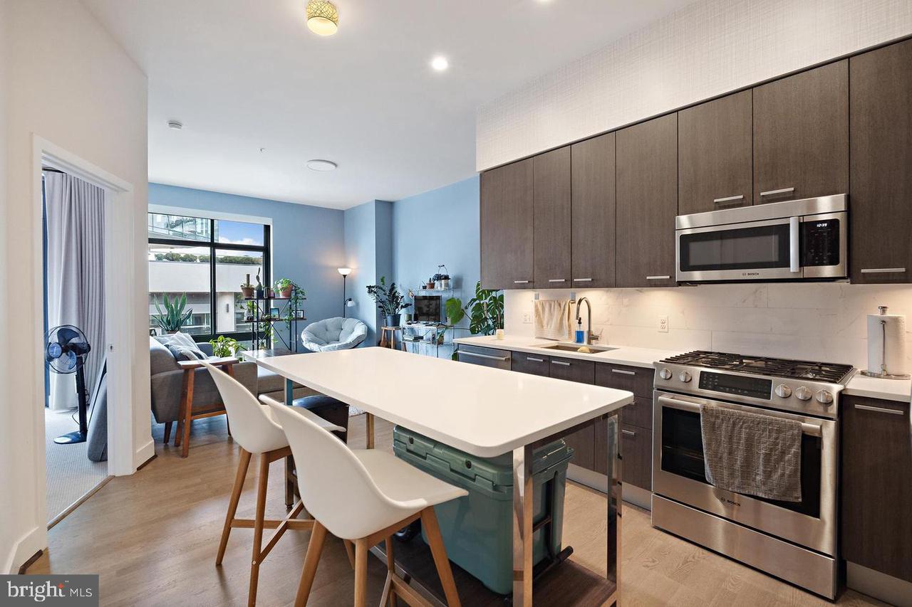 525 WATER STREET SW 212