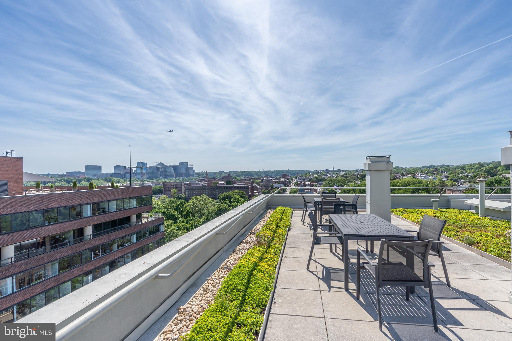 2501 NW M STREET NW 715