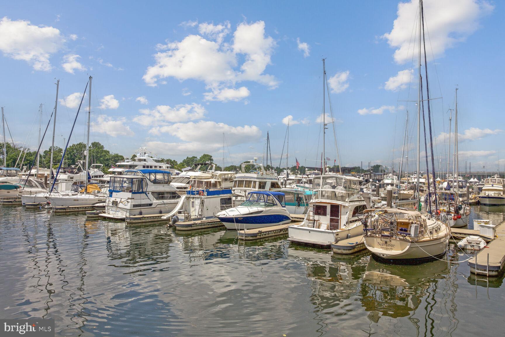 300 M STREET SW N405