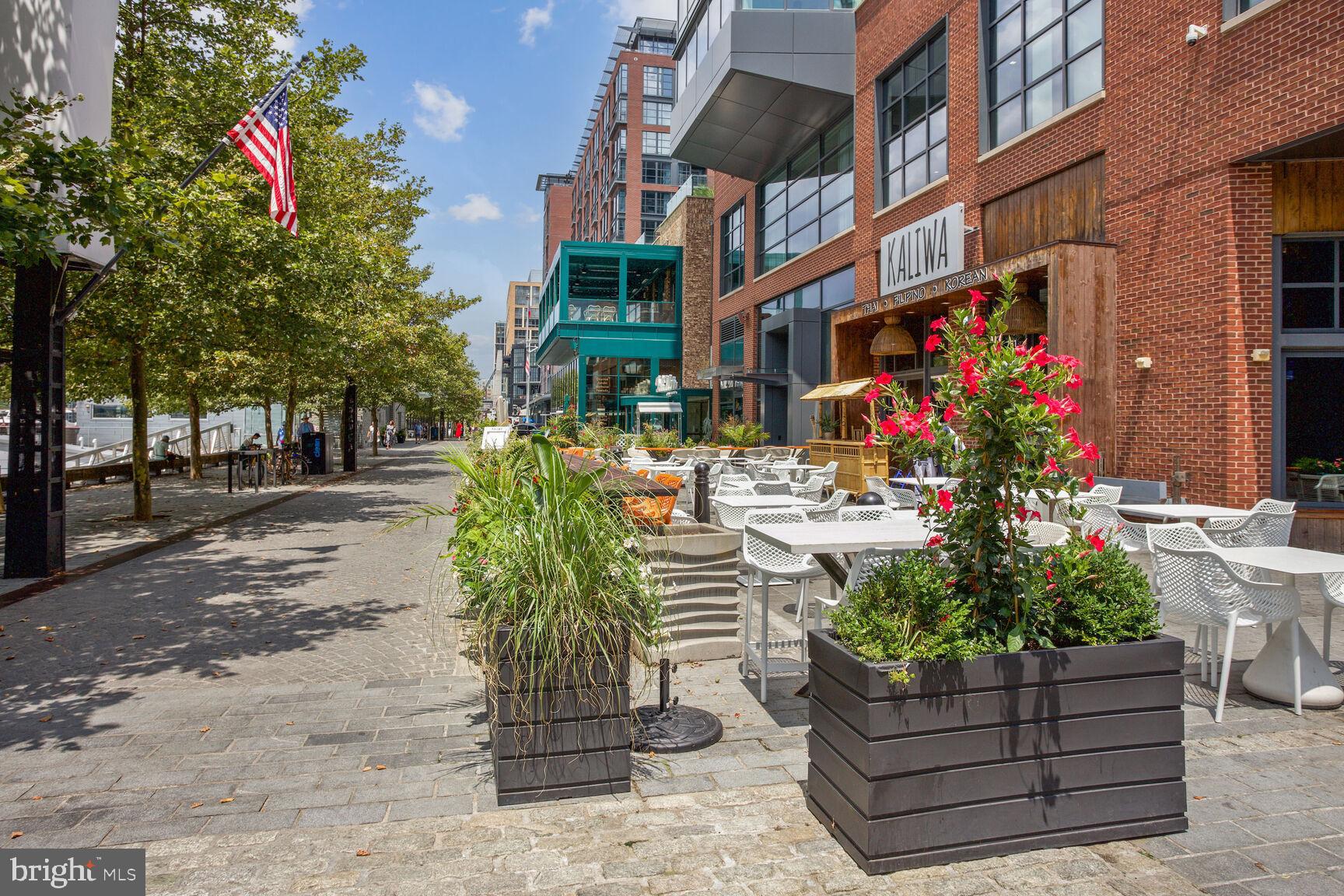 300 M STREET SW N405