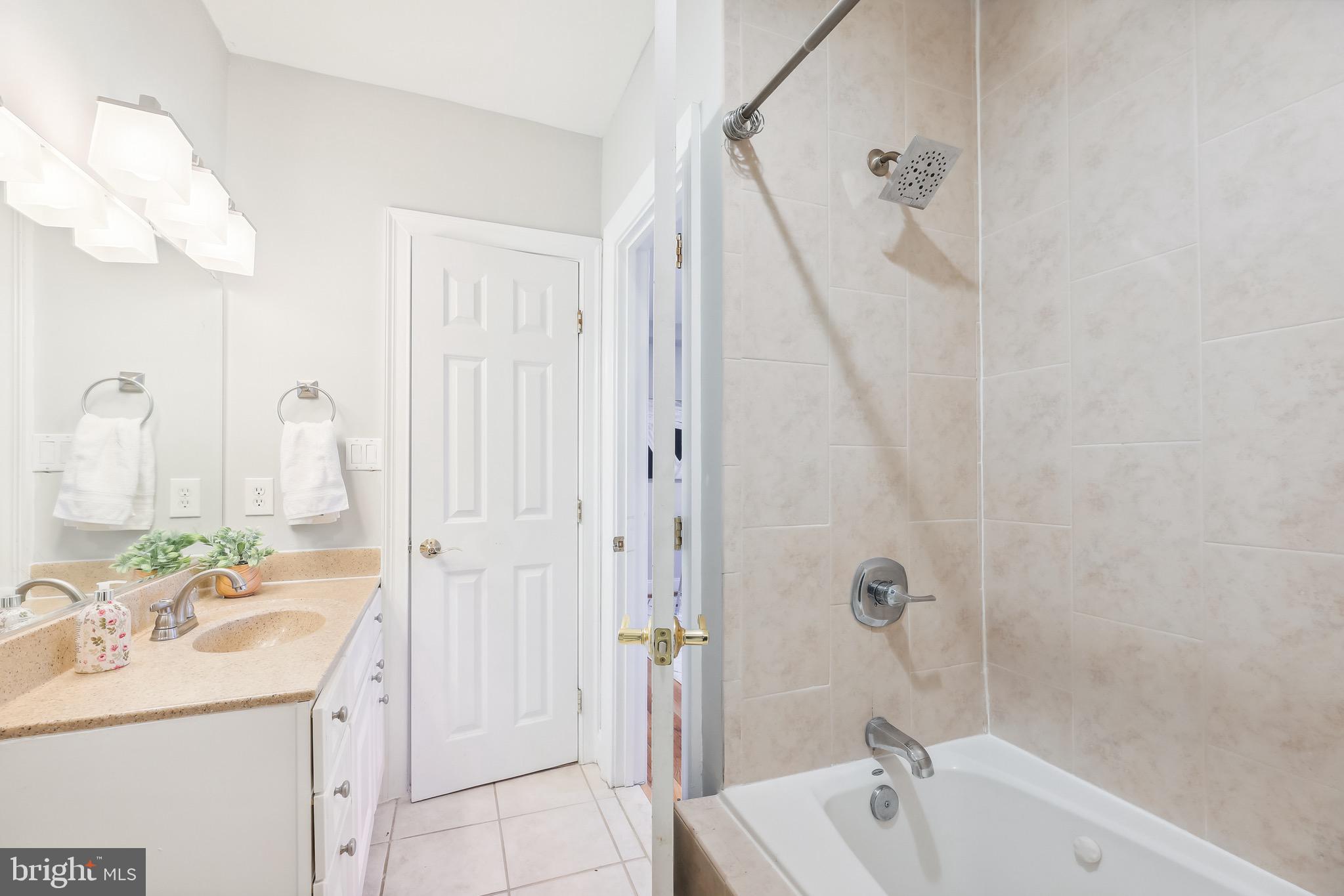 2713 11TH STREET NW 1