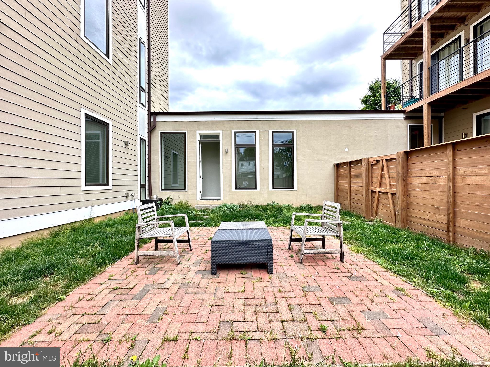 3222 WARDER STREET NW 1