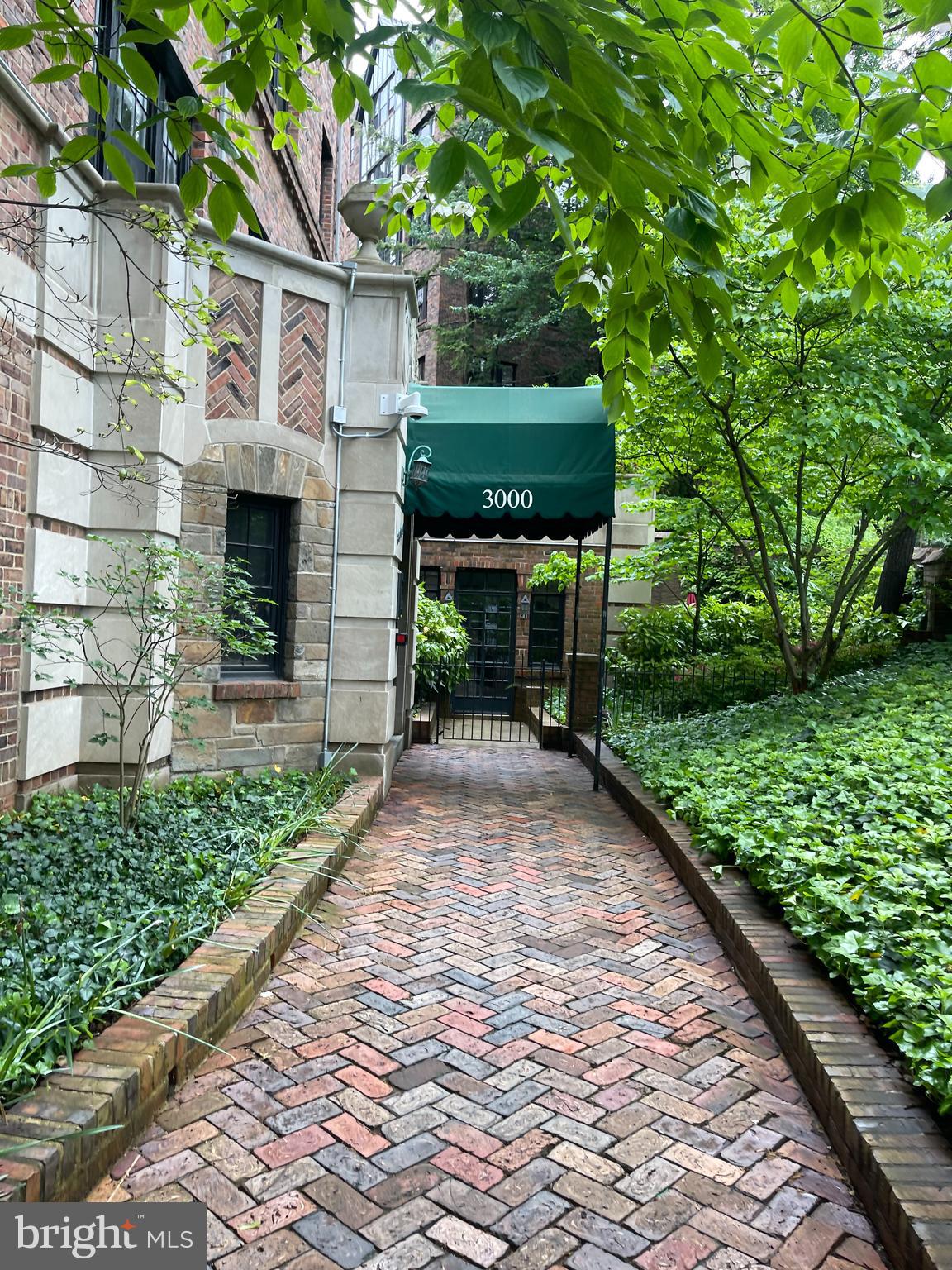 3000 Tilden St NW #103i