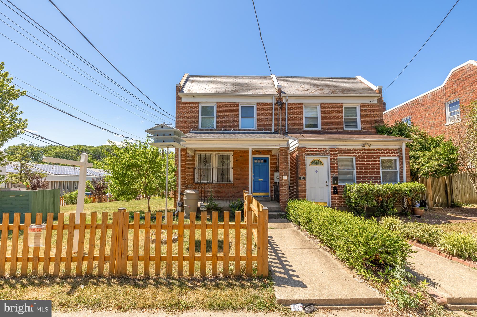 21 HAMILTON STREET NE