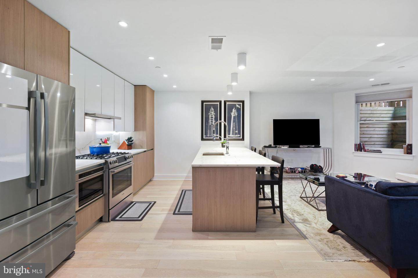 1745 N St NW #108