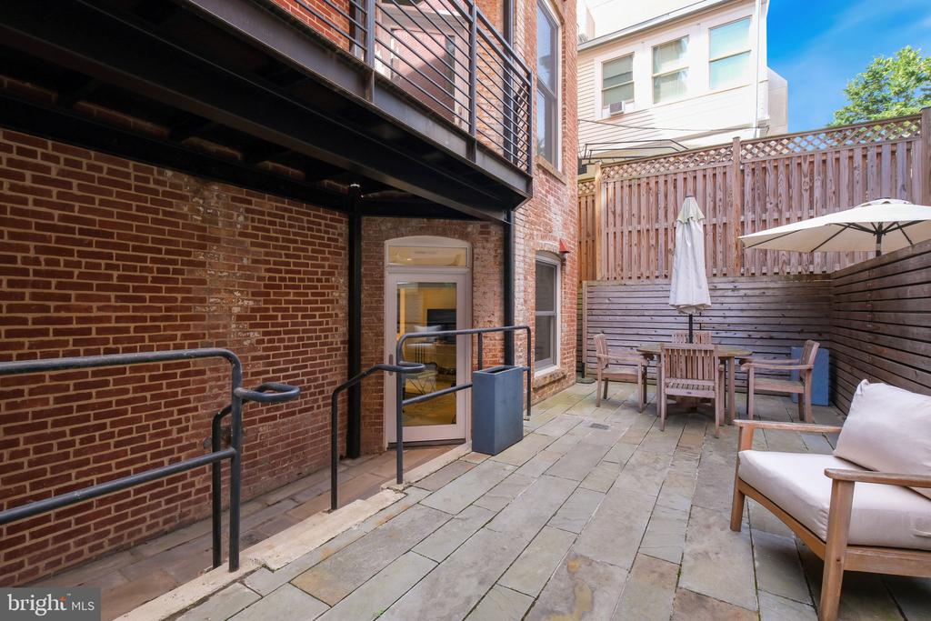 1745 N St NW #108