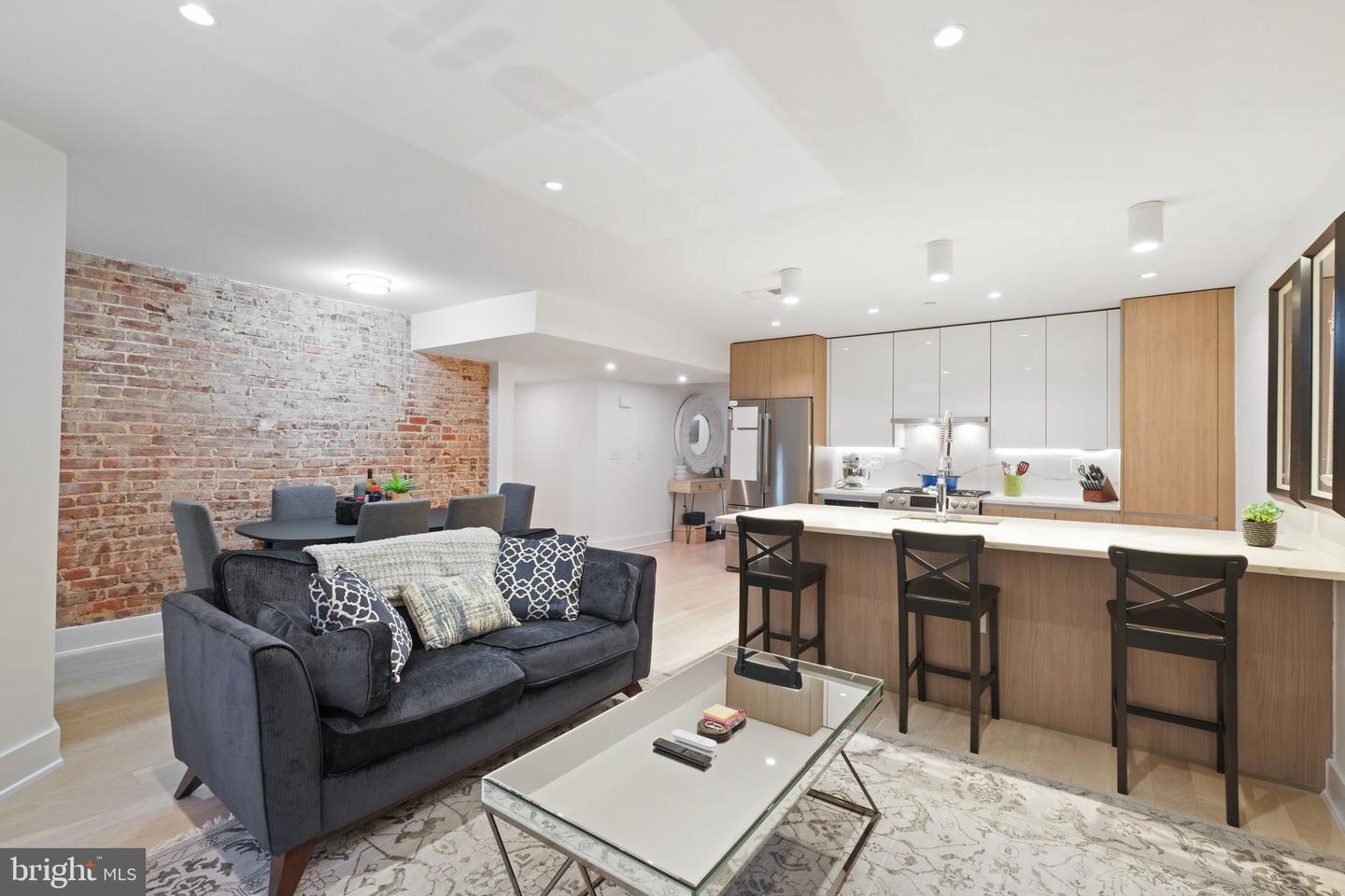 1745 N St NW #108