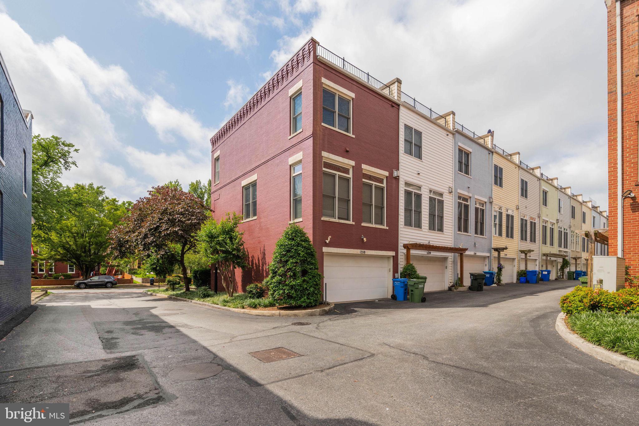 1342 South Carolina Ave SE