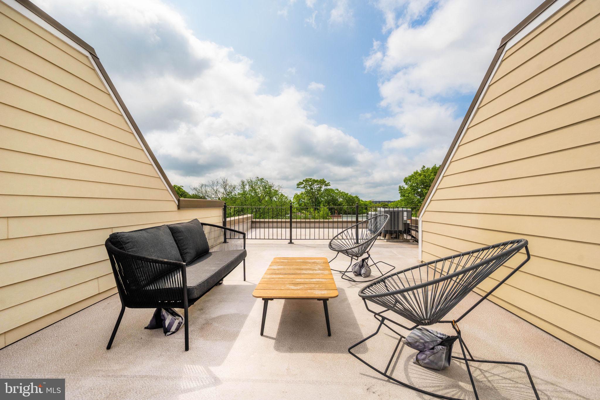 1342 South Carolina Ave SE