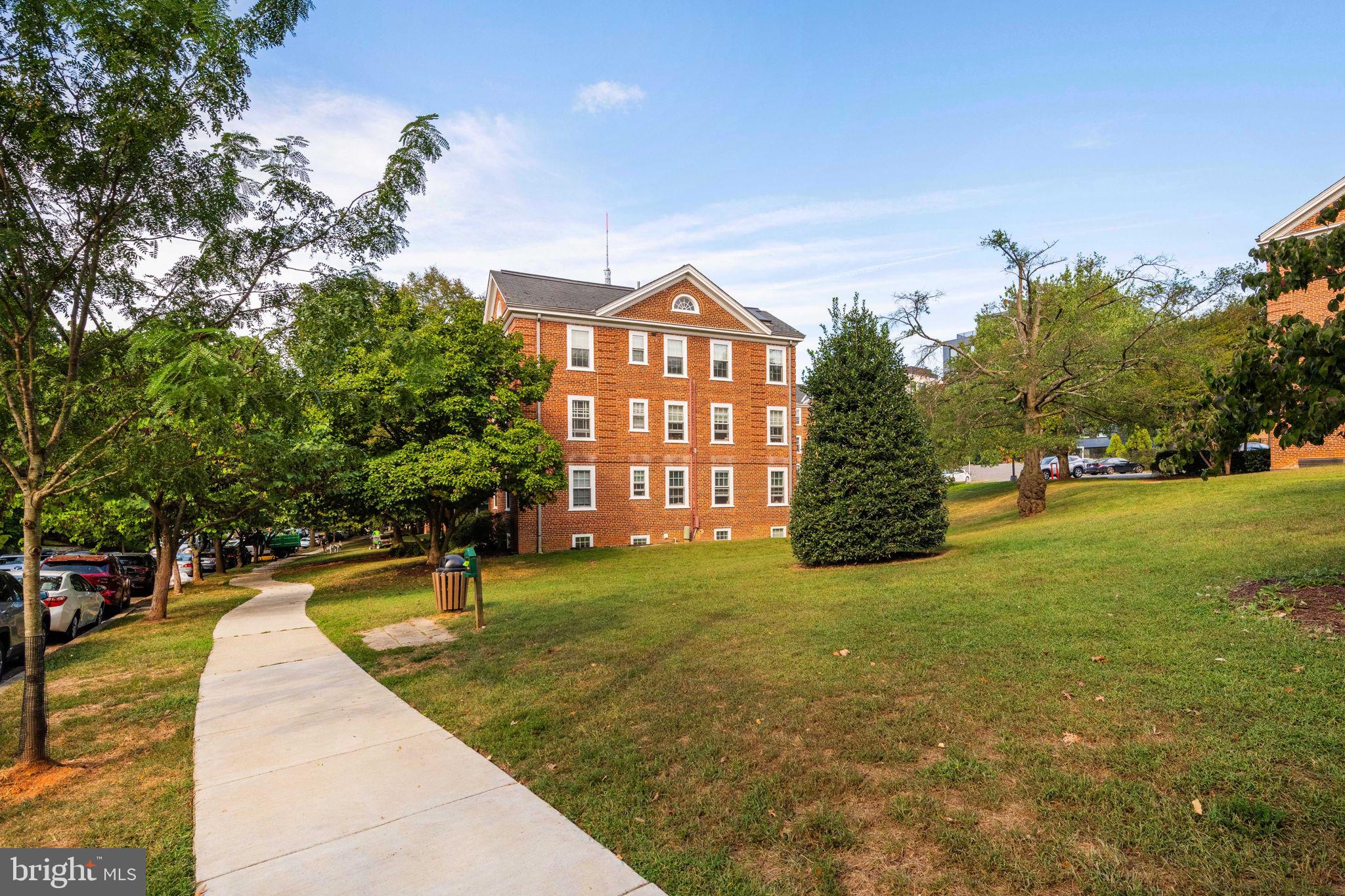 3839 RODMAN STREET NW D34